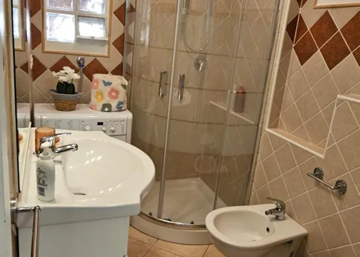 Sobre El Mar La Pelosa